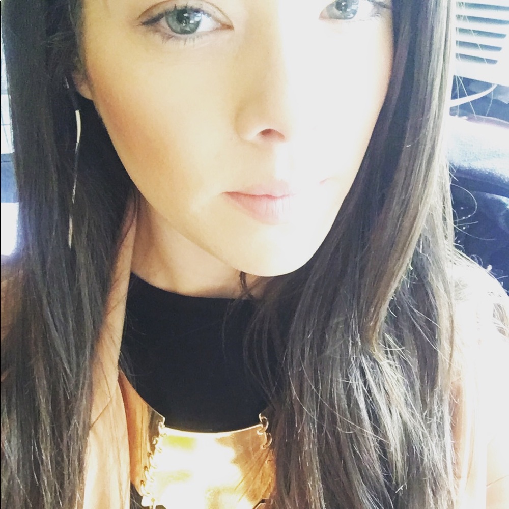 Meet your Posher, Janine